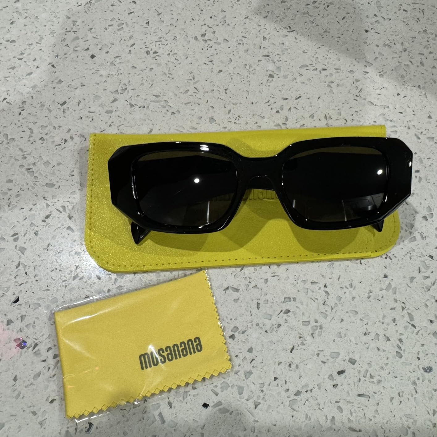 mosanana Trendy Rectangle Sunglasses for Women Men-Goulding | Amazon (US)