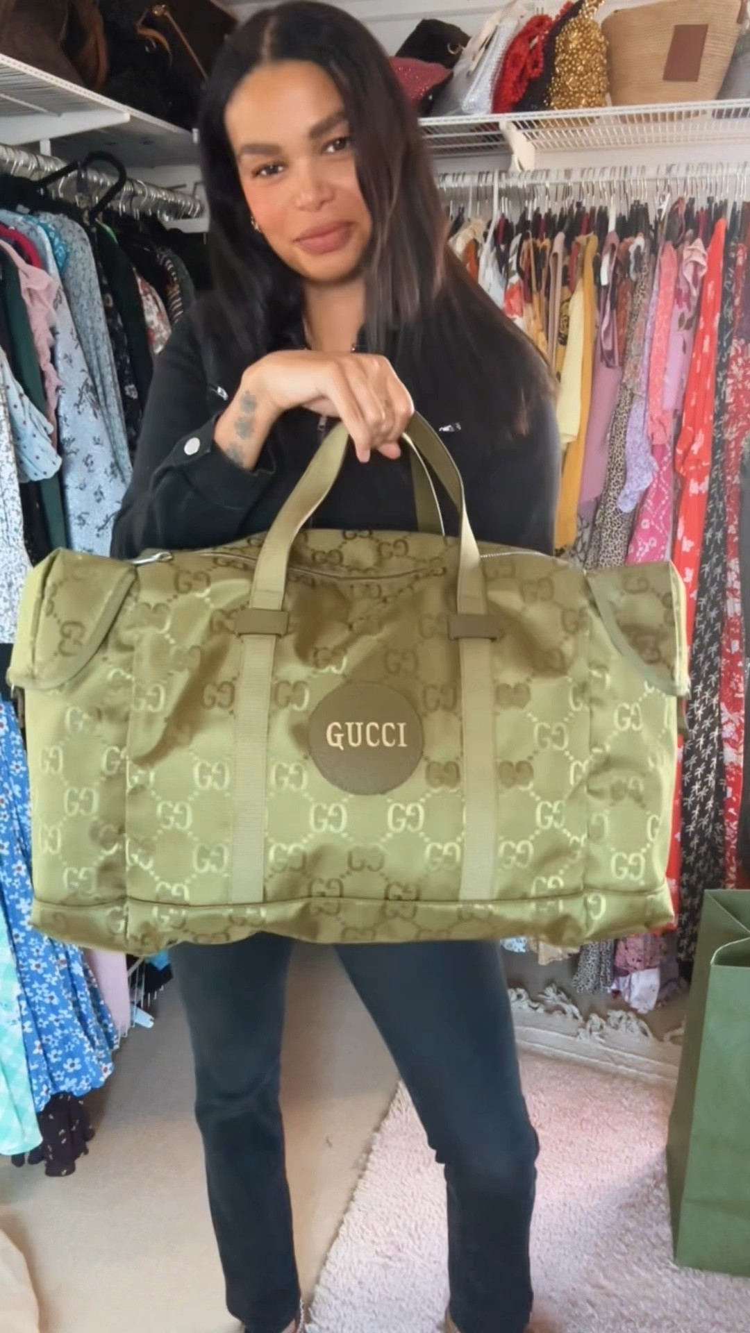 Weekend bag 
Gucci bag 
Travel bag 
Airport outfit 
Travel 
