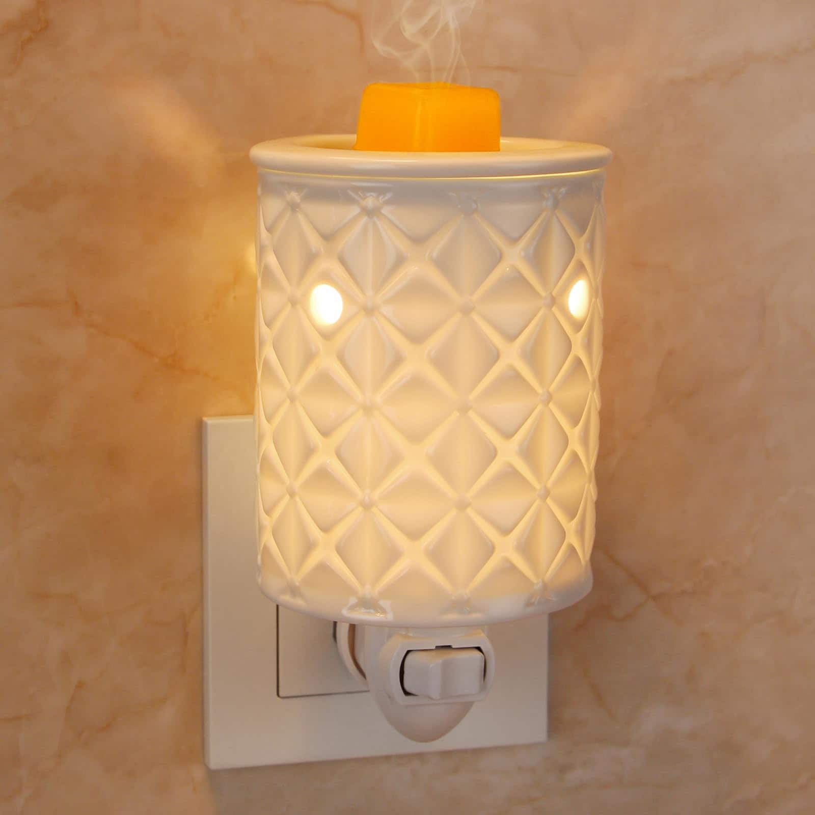 Anqtovp Ceramic Plug In Wax Melt Warmer with Night Light Effect for Scented Wax or Fragrance Oil 360 Degree Swivel Base Includes Two Bulbs one_size | Lowe's