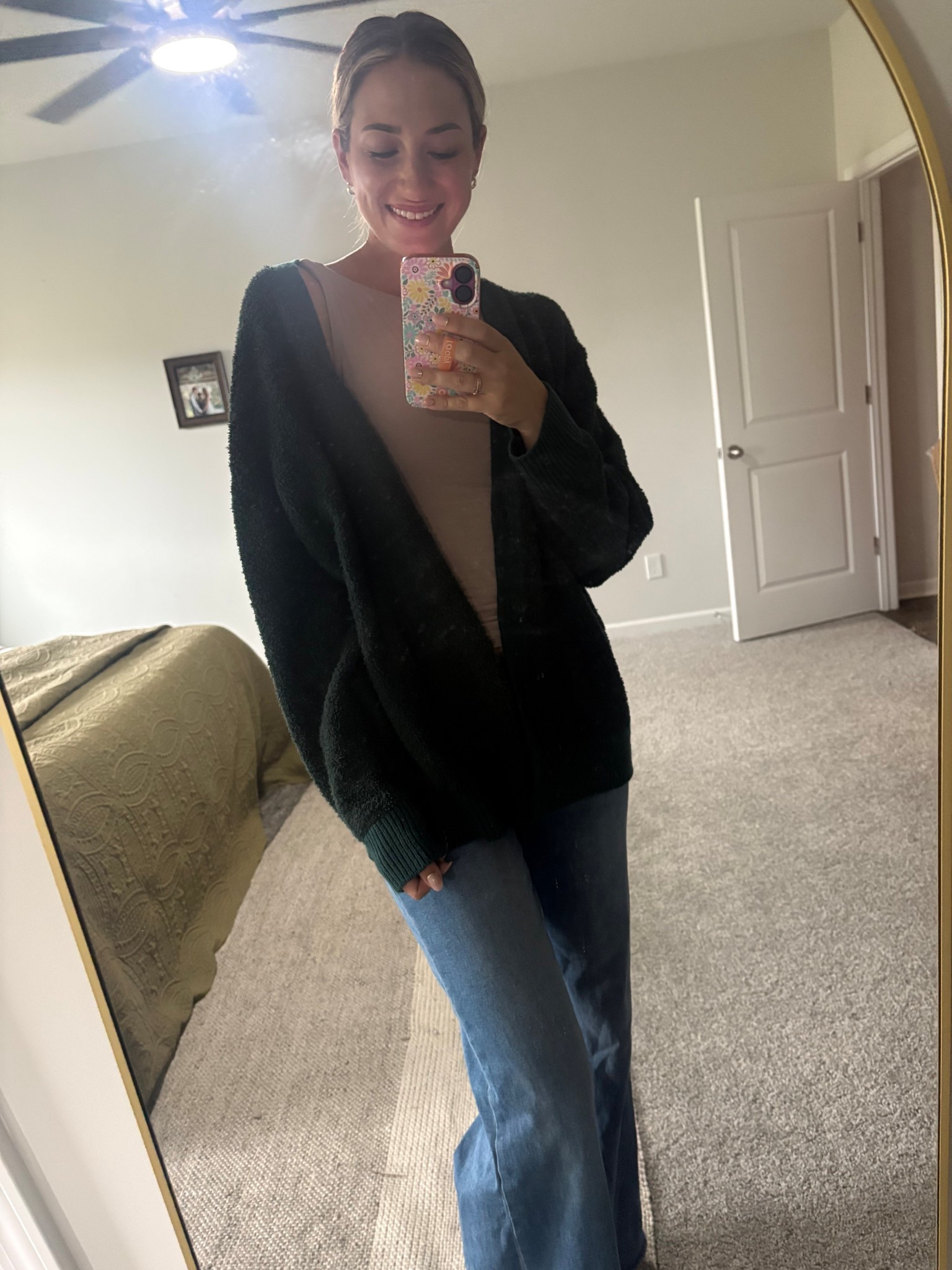 Runnnnnn. This barefoot dreams dupe cardigan is on sale for only $9! So soft! Size up  