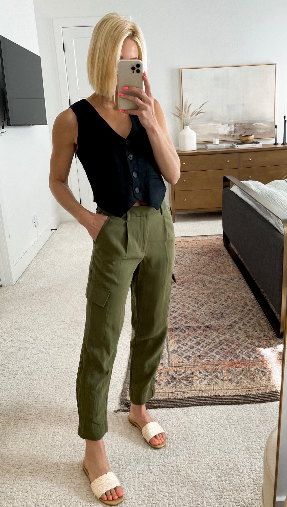 Target outfit!
Linen vest - runs BIG (wearing XS)
Pants - run TTS, wearing 6
Slides


#LTKunder50 #LTKSeasonal #LTKFind