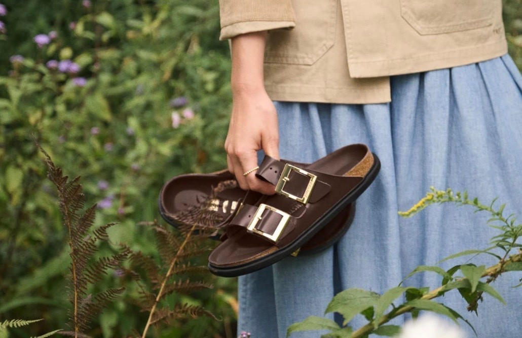 Spring sandals , spring shoes , easy on off shoes , Birkenstocks , cute shoes , spring sale 

#LTKSeasonal #LTKspringtrends