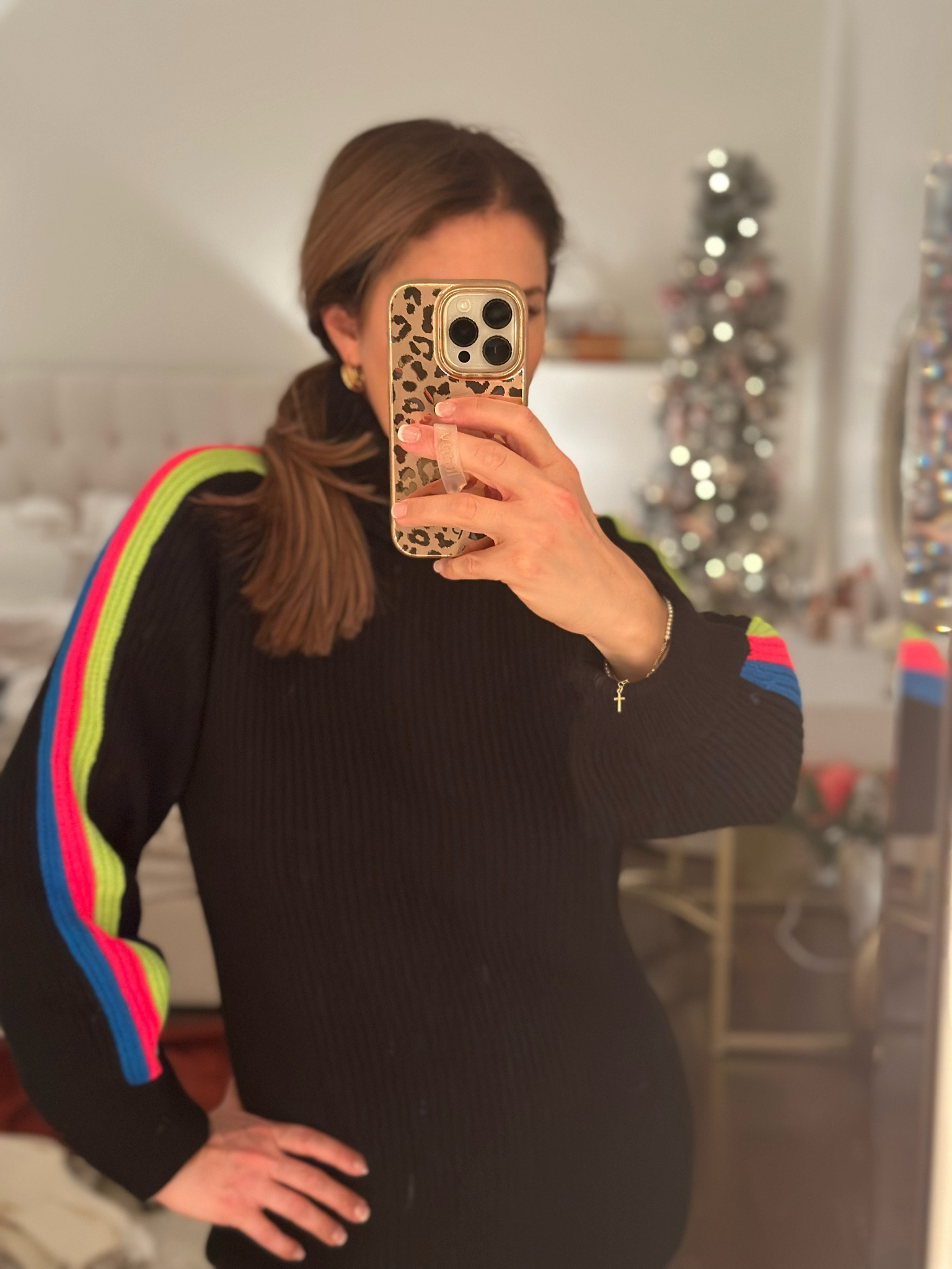 Love this Aviator Nation dupe sweater I found at Target ❤️ Makes a great last minute Christmas gift for her 🎄🎁

Aviator Nation Dupe | Target Find | women’s fashion | Ladies fashion | women’s sweater | ladies Christmas gift idea | striped sweater | apres ski

#LTKSeasonal #LTKHoliday #LTKGiftGuide