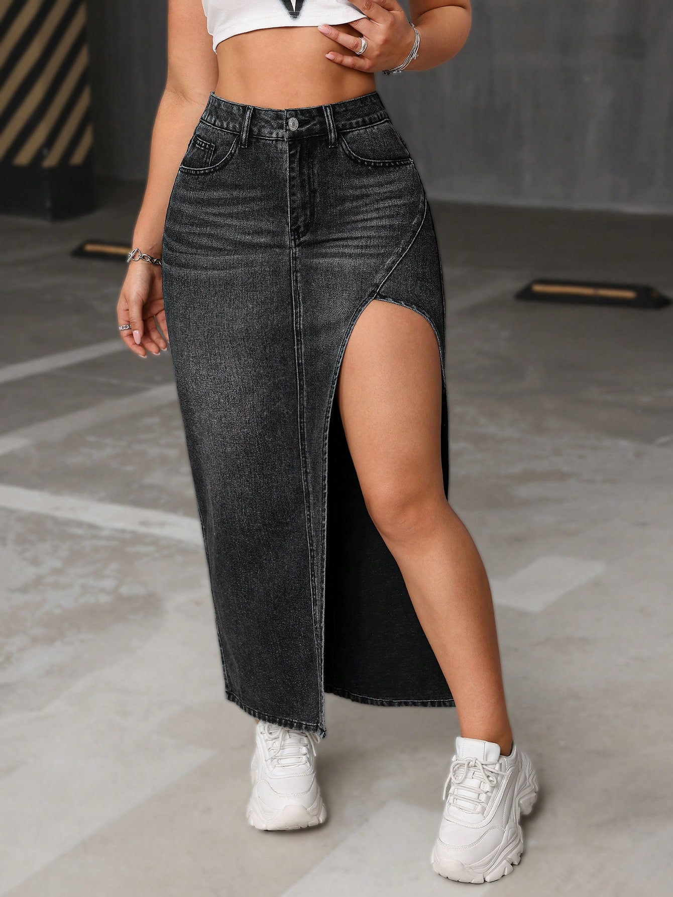 SHEIN EZwear Women's Pockets Slit Hem Long Relaxed Denim Skirt | SHEIN