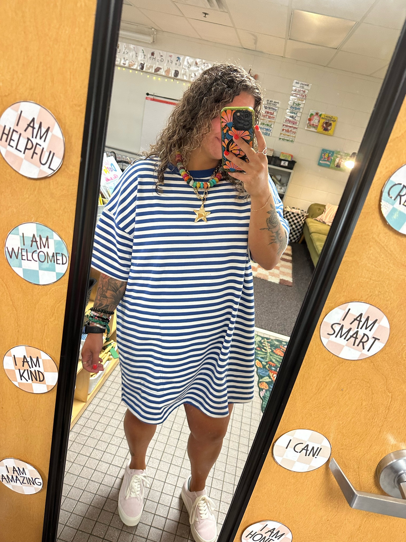 Teacher outfit // teacher ootd // teacher fit // kindergarten teacher // midsize