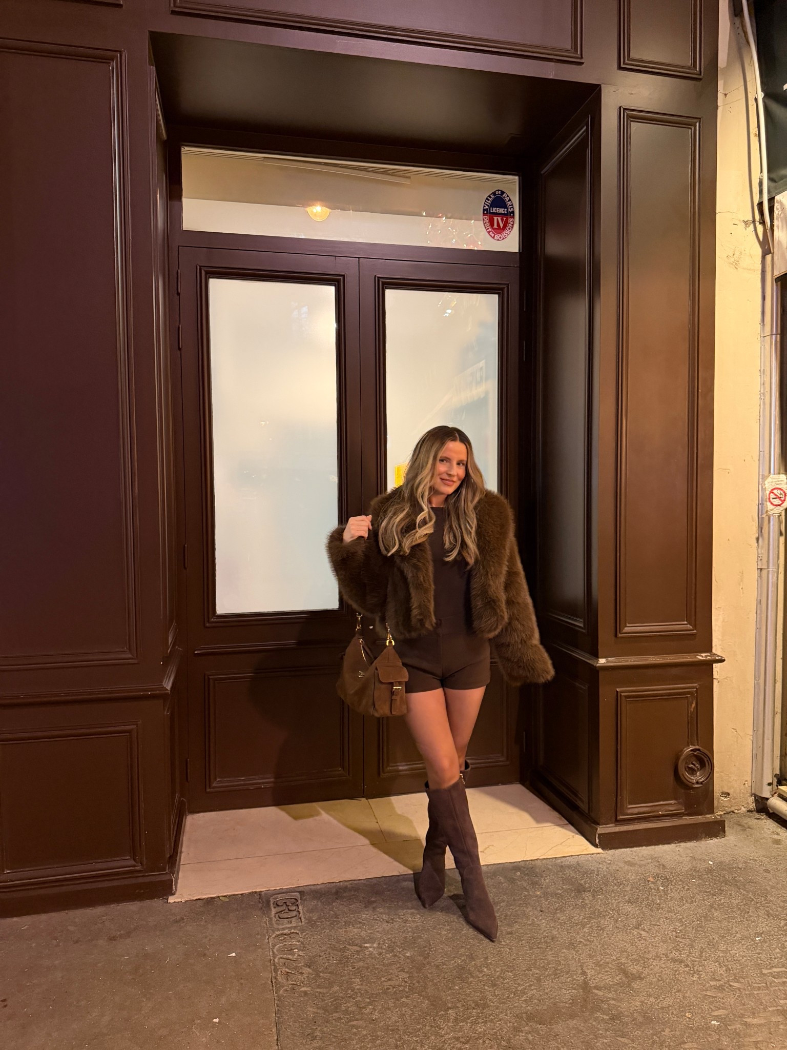 Kelsi in Pari 

#LTKcanada #LTKpetite #LTKwinter