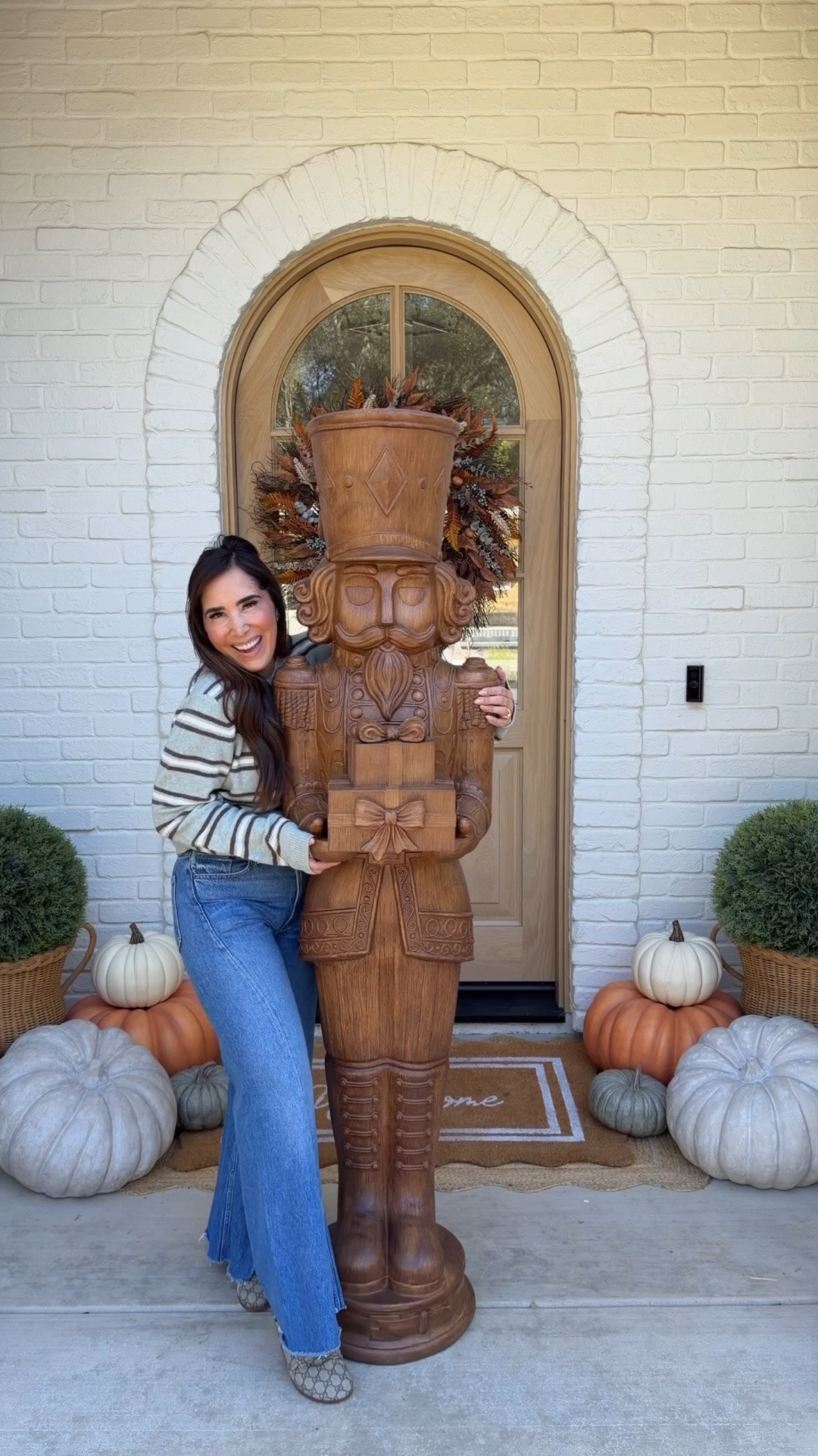 I’m still pinching myself that I actually got my hands on these. 😭🎄 They truly feel like the nutcrackers of my DREAMS—the classic look, the beautiful details, and I cannot get over how much they look like real wood. If you see them in stock, don’t think too long 🤭 I promise you won’t regret them—they’re even more gorgeous in person. ✨