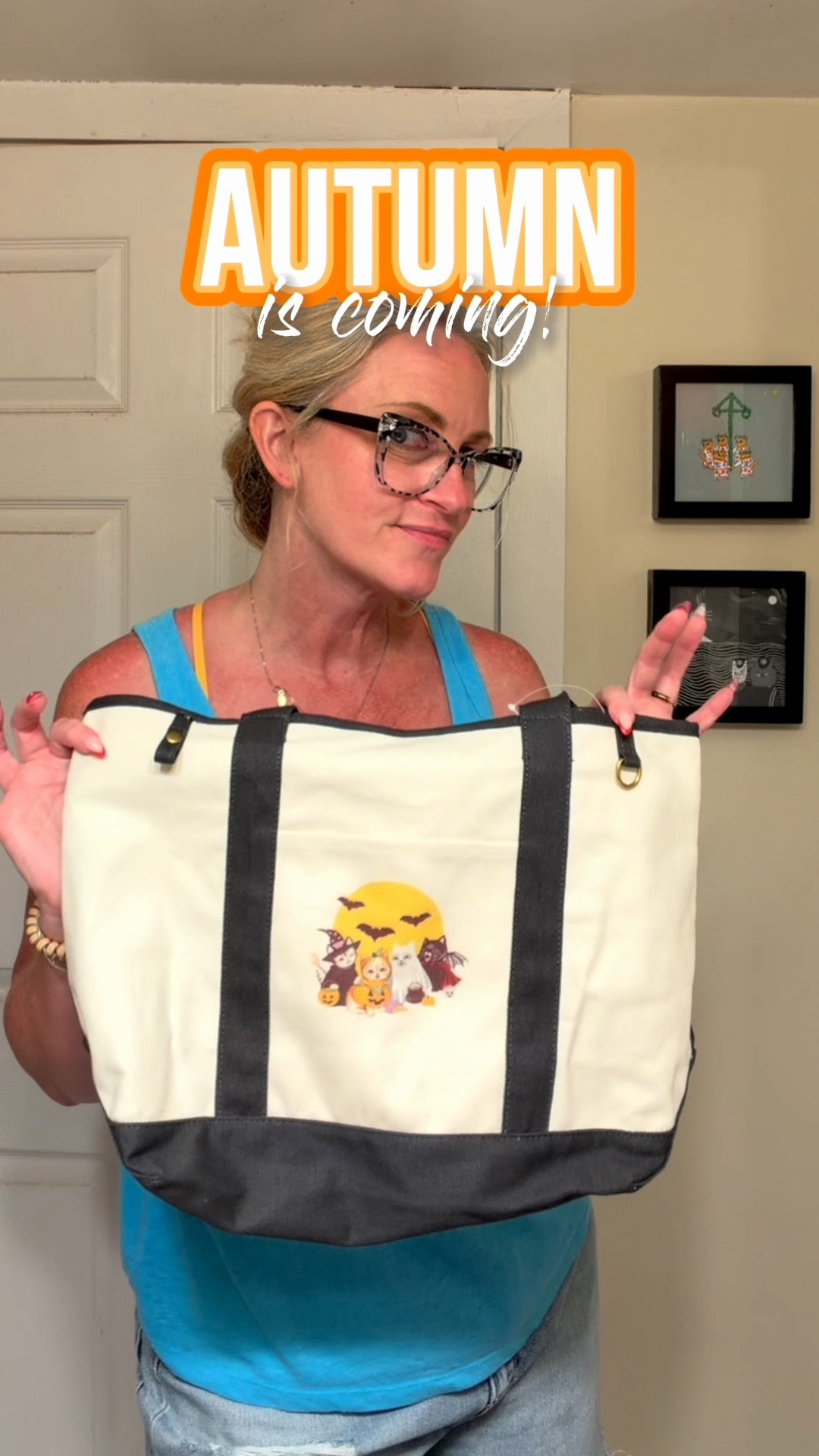 Halloween kittens! 🎃🐈‍⬛ New tote at American Eagle for fall. Oh my. AE & Aerie also have bag charms, socks, pjs and more to match. Where are my cat moms and book girlies?! You’ll love them all. 
😍☕️👻🦇🔮🧡🖤🌕

#LTKSeasonal #LTKOver40 #LTKdayinmylife