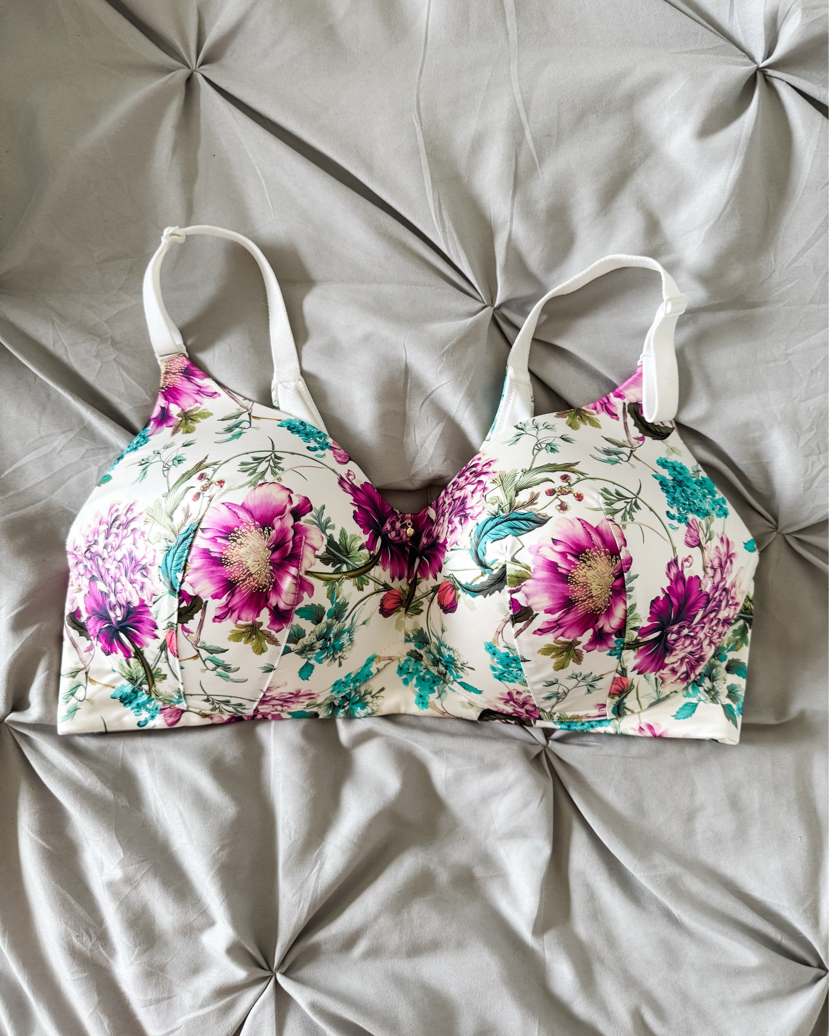 My favorite bras!

Sizing - in any of the bras with normal sizing I wear a 38DD.  In the sports bra I wear an XL.  For Harper Wilde (bliss bralette) I wear an XXL (I recommend sizing up). 

Harper Wilde code - STUFFSTEPHSHARES will save you 15% 



#LTKMidsize #LTKFindsUnder50 #LTKStyleTip