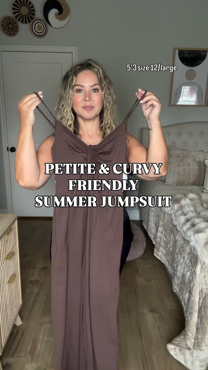 My go to jumpsuit for a casual look!

#LTKgrwm #LTKootd #LTKMidsize