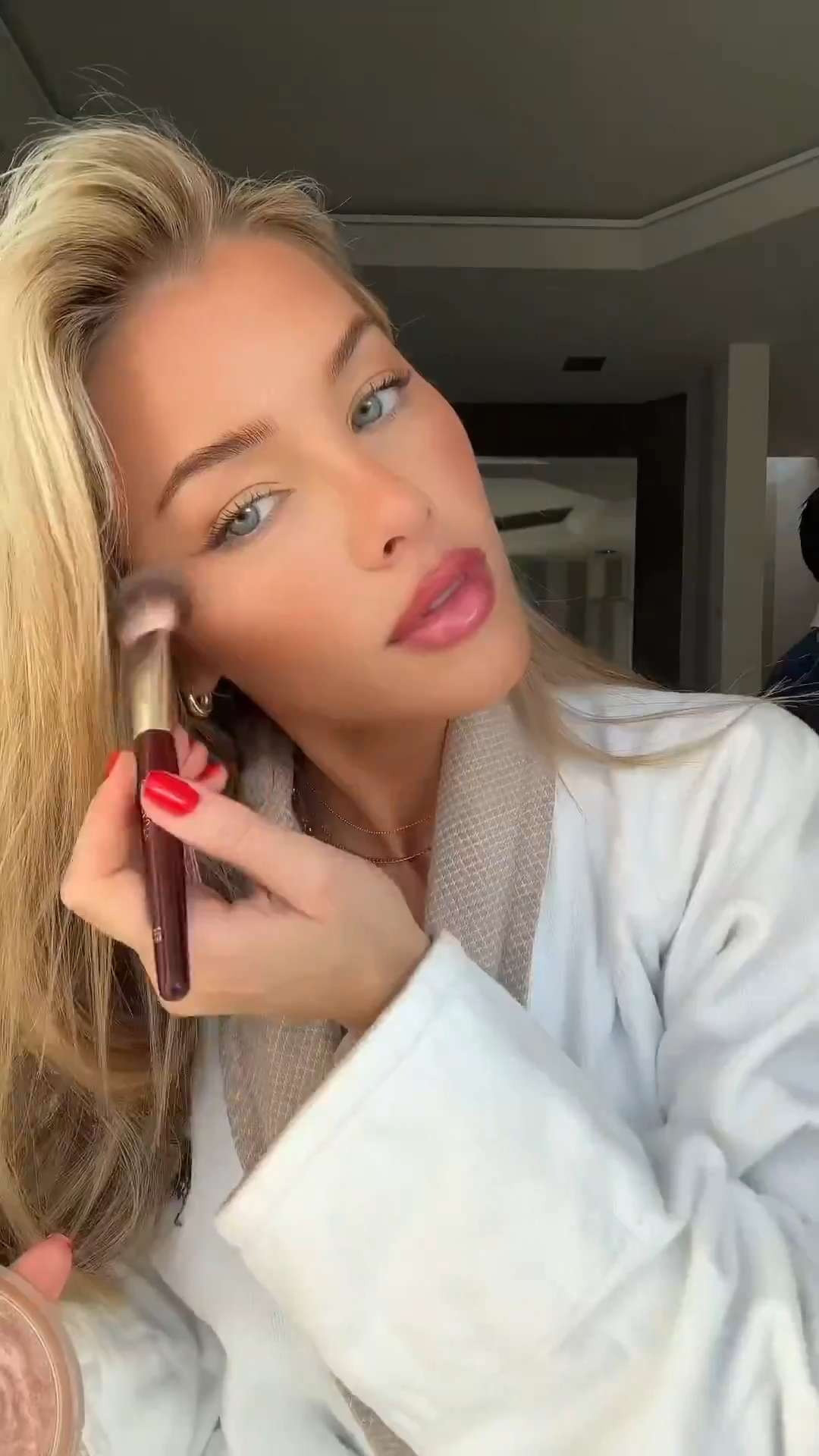 a quick drag for dinner  

 #LTKFindsUnder50 #LTKStyleTip #LTKBeauty