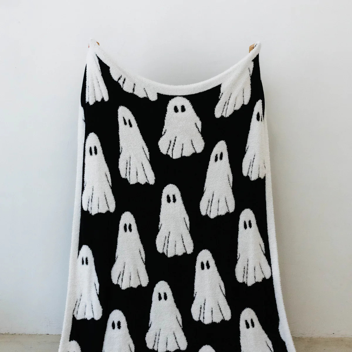 Ghost Blanket (60*80) | Shop Staykation