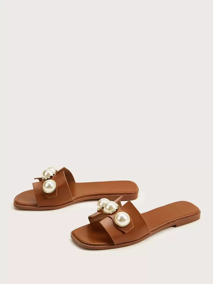 Fashion Brown Slide Sandals For Women, Faux Pearl Decor Cut Out Design Sandals | SHEIN