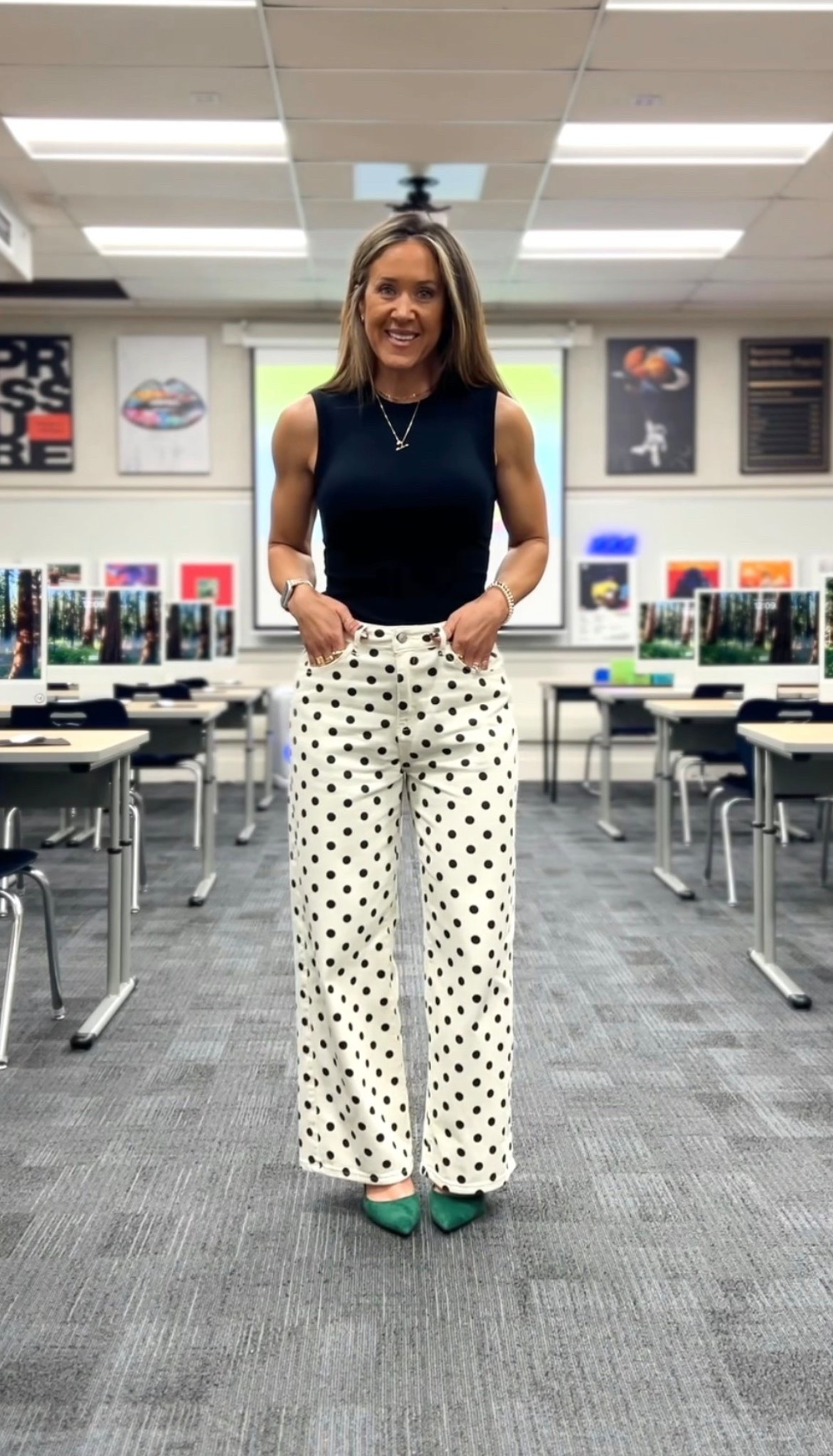 We love an all Amazon fit, and this is one!🖤🤍

#LTKWorkwear #LTKgrwm #LTKootd