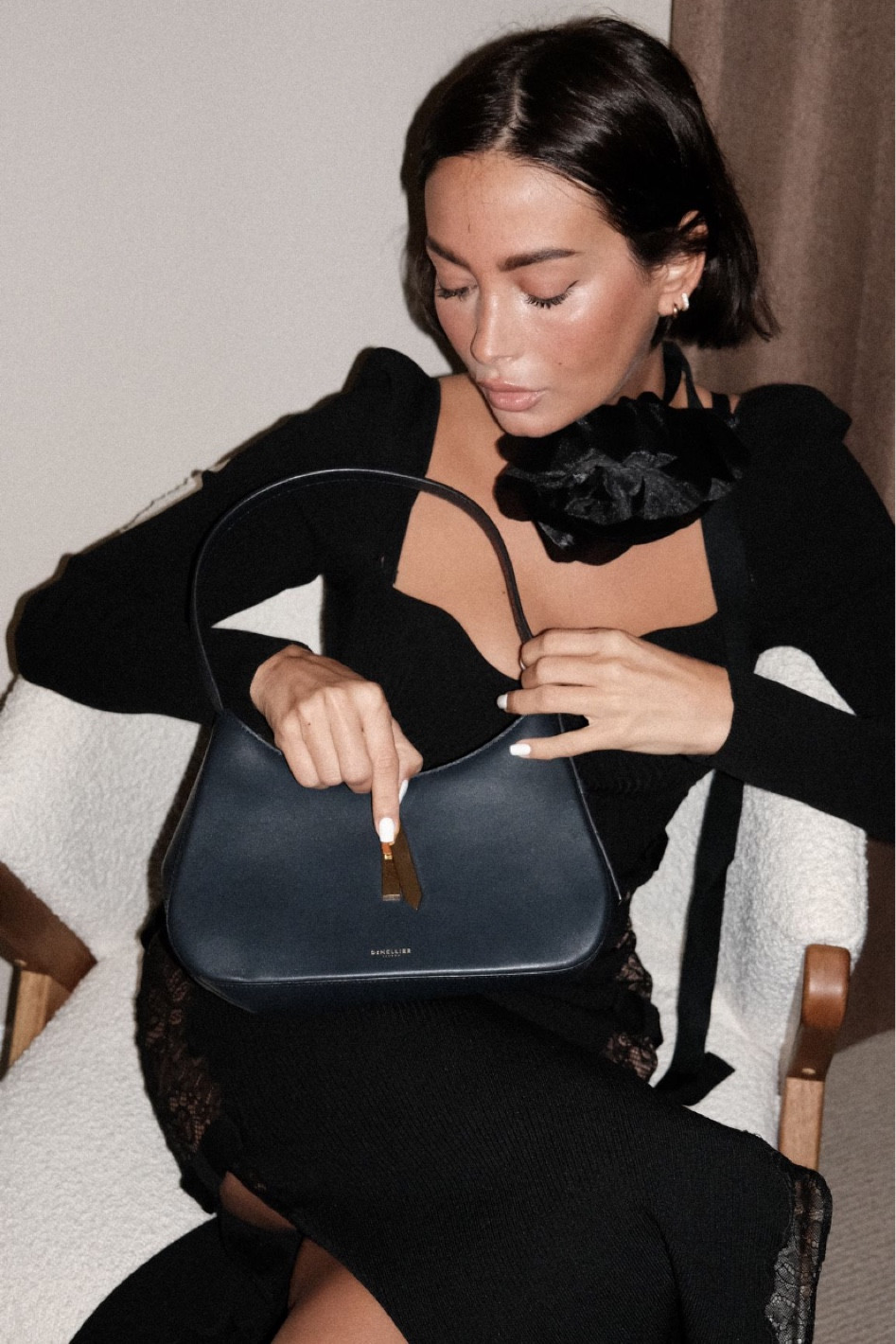 Focus on that Demellier Bag 🔥

#LTKbeauty #LTKHoliday #LTKitbag