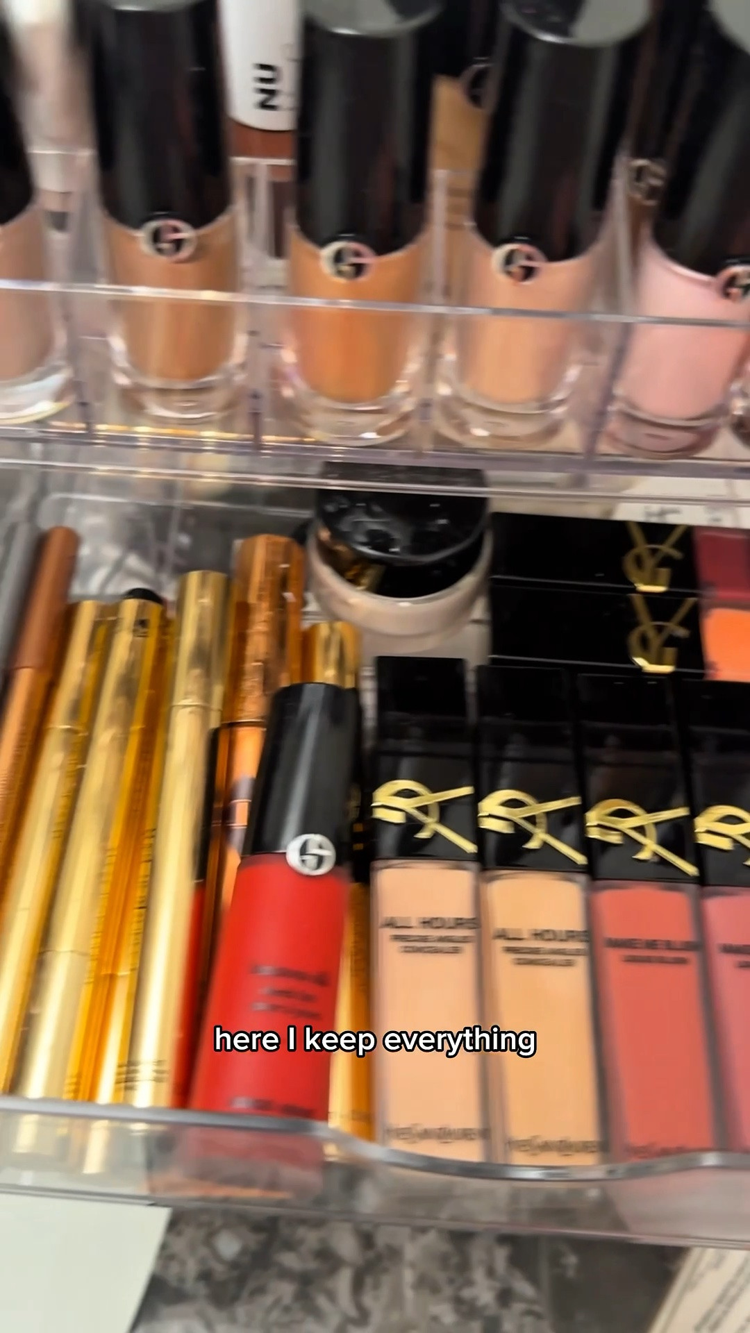 A spacious clear organizer with large drawers that fits all the make-up things 🙌

#LTKBeauty #LTKHome