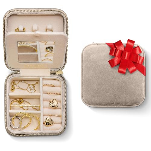 Benevolence LA Plush Velvet Jewelry Box | Travel Jewelry Case Organizer with Mirror | Featured in... | Amazon (US)