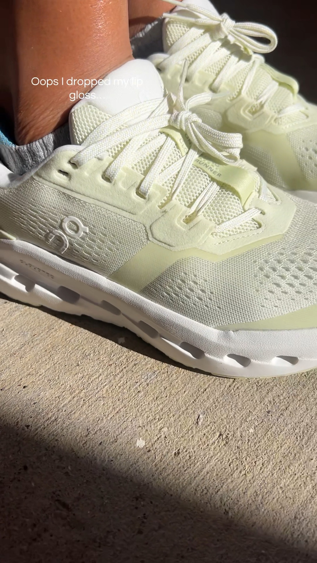 How cute are my new running shoes from ON? They just dropped today loving them already. 

Running shoes, everyday trainer, On Running 

#LTKActive #LTKfitnessgoals