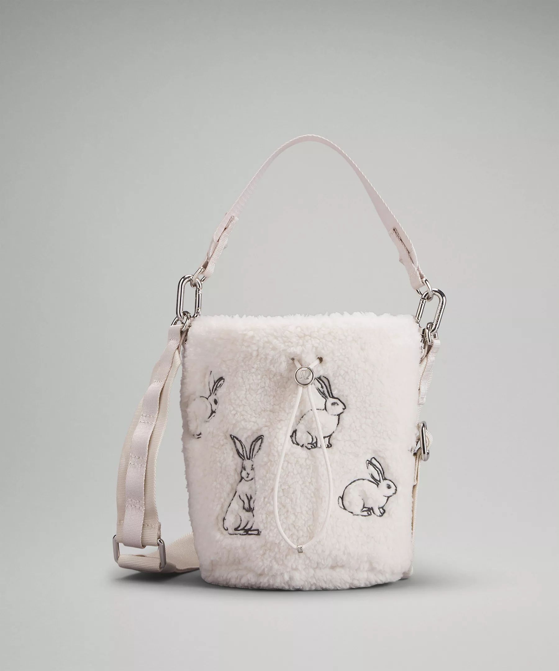 New Year Crossbody Bucket Bag Fleece | Lululemon (US)