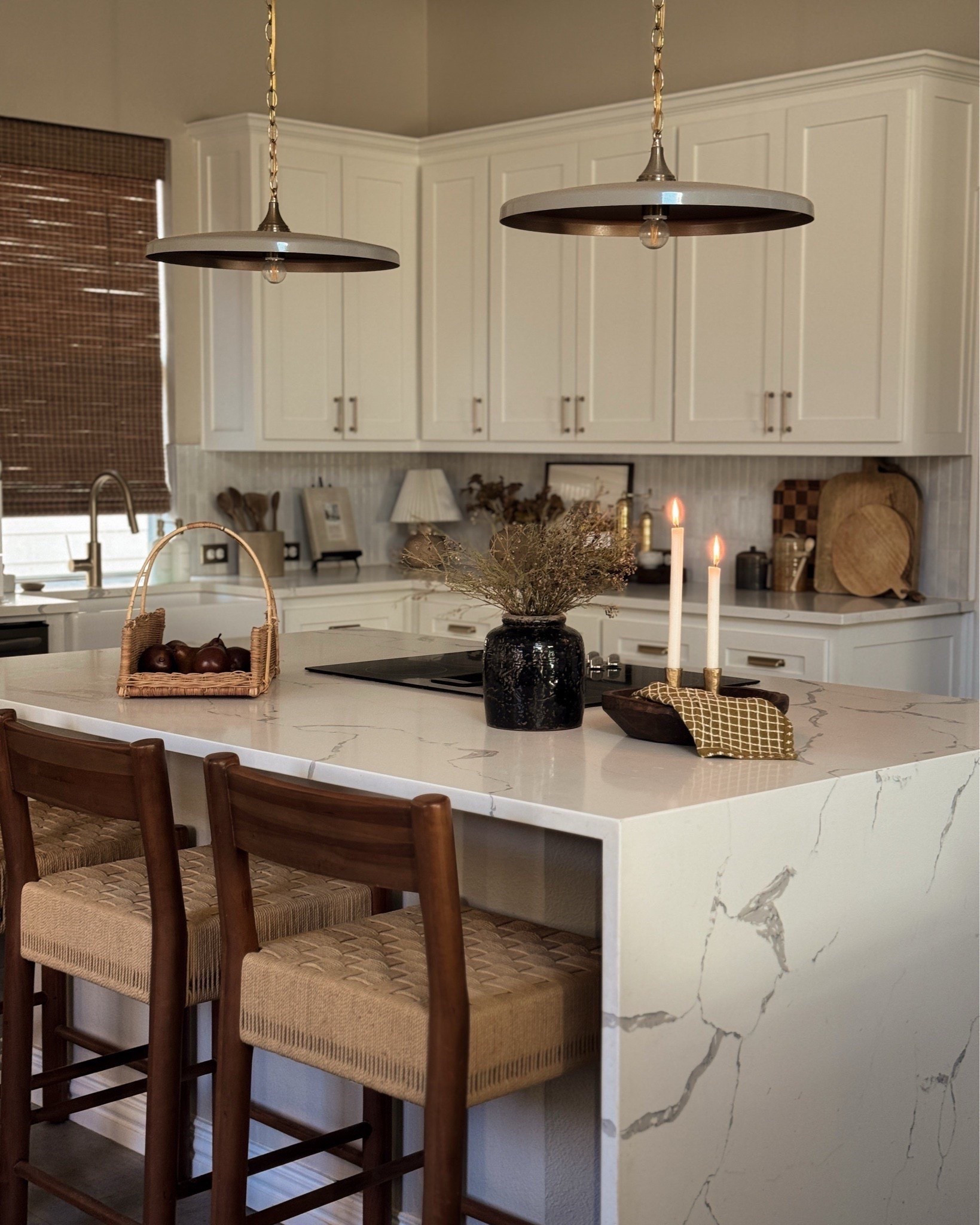 Shop my kitchen!

#LTKHome #LTKSeasonal #LTKSaleAlert
