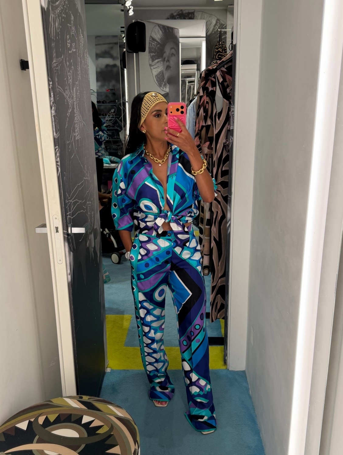 Pucci top and matching pants. Love the bright blue.