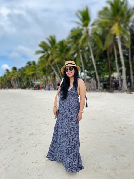The only shady places that I like are under the palms! 🏝️😎 Lovin’ this Lulu’s dress in size small, probably the only maxi dress I own that has the perfect length for my height ☺️

#LTKFind #LTKunder50 #LTKstyletip