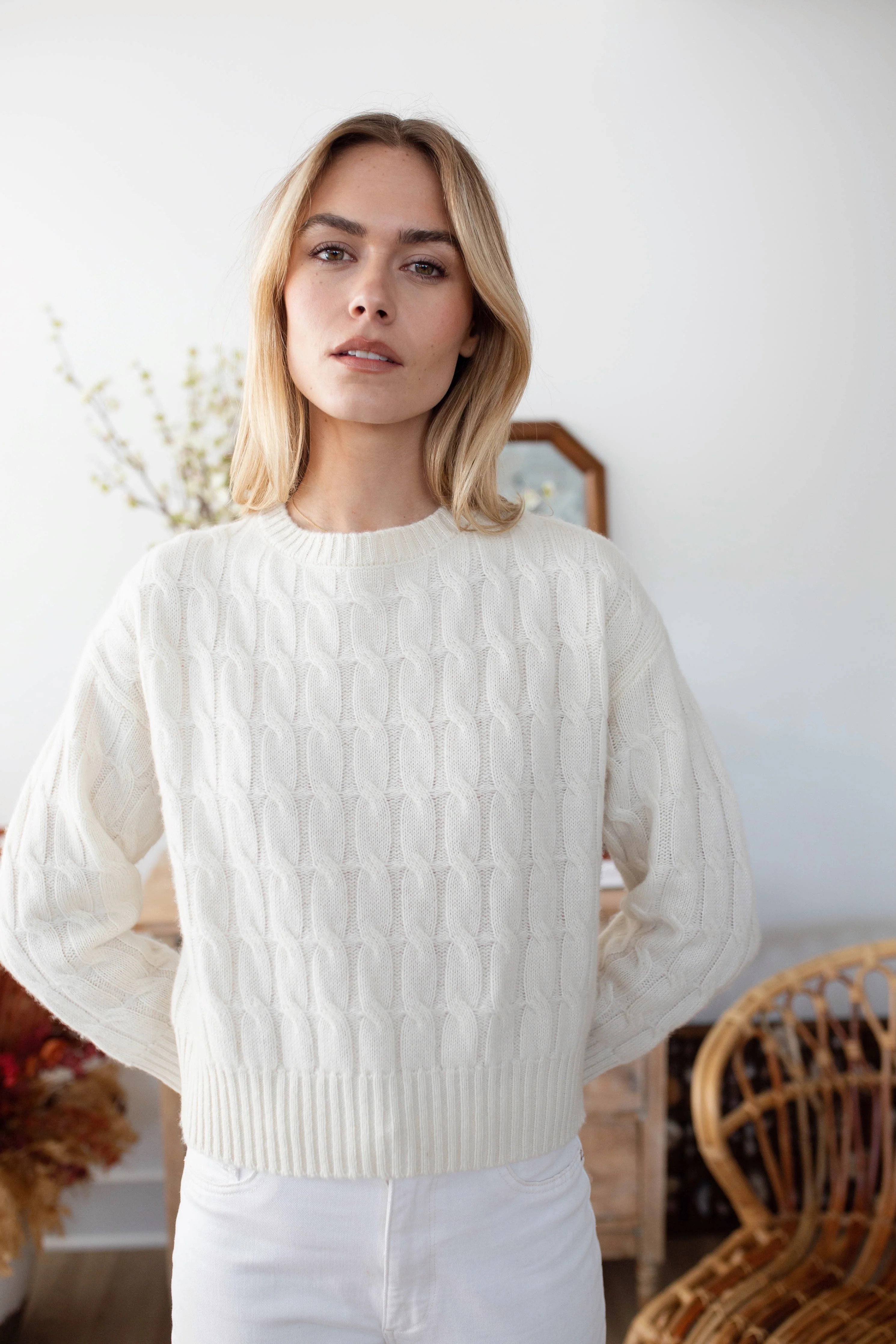 Slouchy Cable Knit Cashmere Sweater - Ivory | Marea