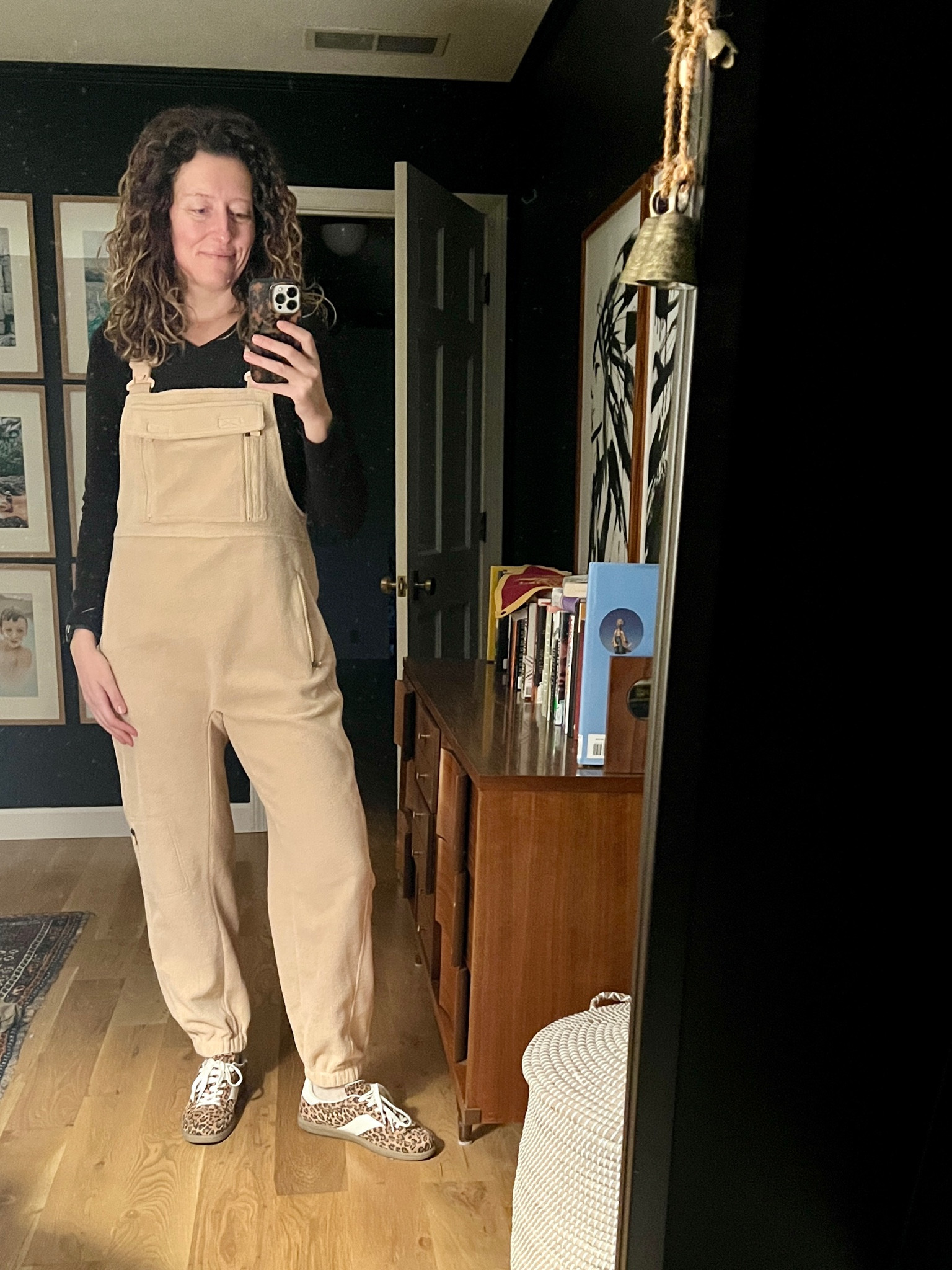 Love these fleece overalls. I’m 5’8” and 153 lbs and got the medium. If you are taller than me, these aren’t going to work. Shoes/overalls are TTS. 

#LTKSeasonal #LTKStyleTip #LTKFindsUnder100