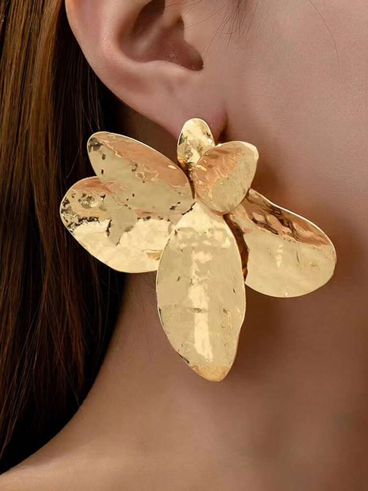 1pair Exaggerated Fashionable Metal Petal Extra Large Stud Earrings For Women, Holiday Gift | SHEIN