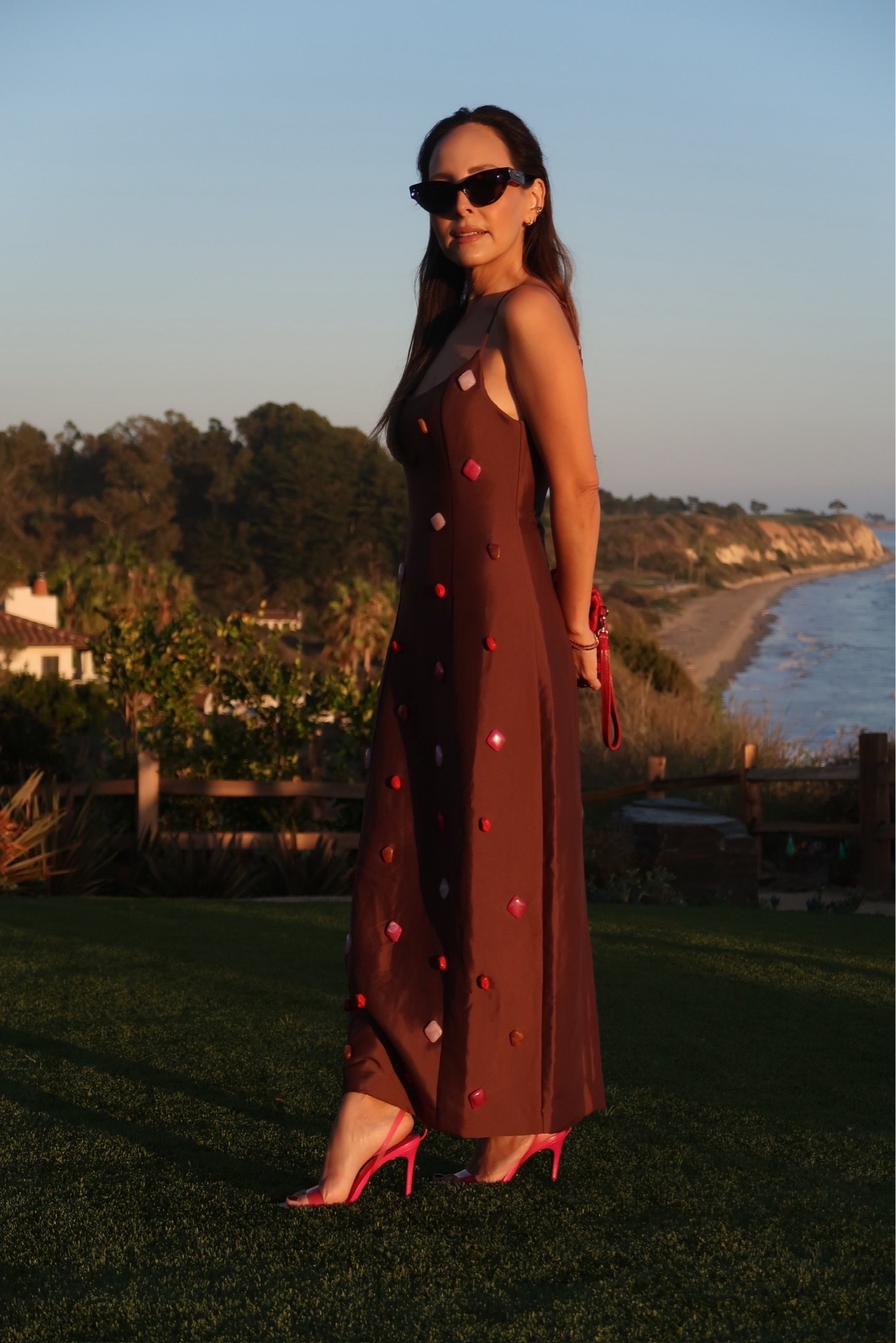 This dress!!!

#LTKSeasonal #LTKootd #LTKTravel