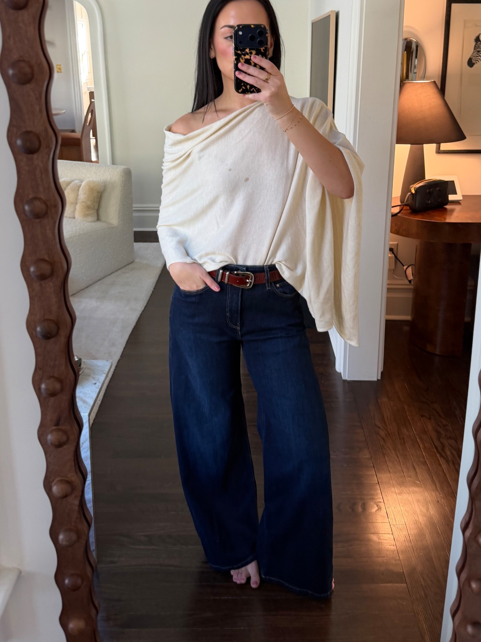 love a deep dark wash!!! i'm 5’8 and wear a 27 for reference @guess #guesspartner