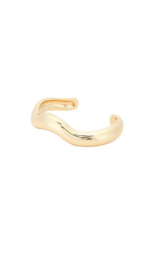 Ettika Sculpted Metal Cuff in Metallic Gold. | Revolve Clothing (Global)
