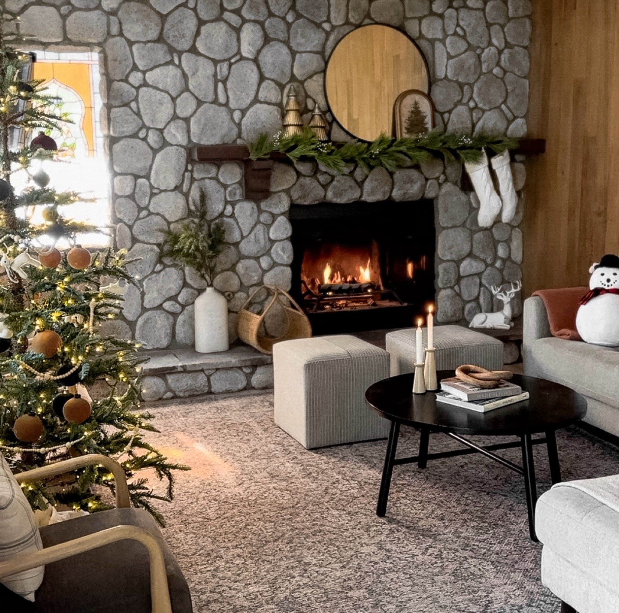 Holiday Decor (cabin & home style) 

#LTKHome #LTKSeasonal #LTKHoliday