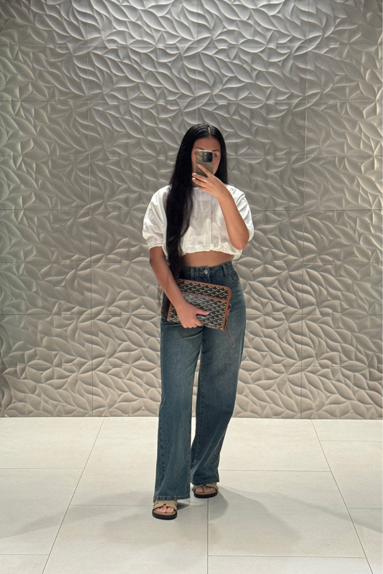 Casual outfit for todays brunch 🥰 
Top size medium
Jeans size medium
Shoes size 7 

#LTKstyletip #LTKfindsunder50 #LTKitbag