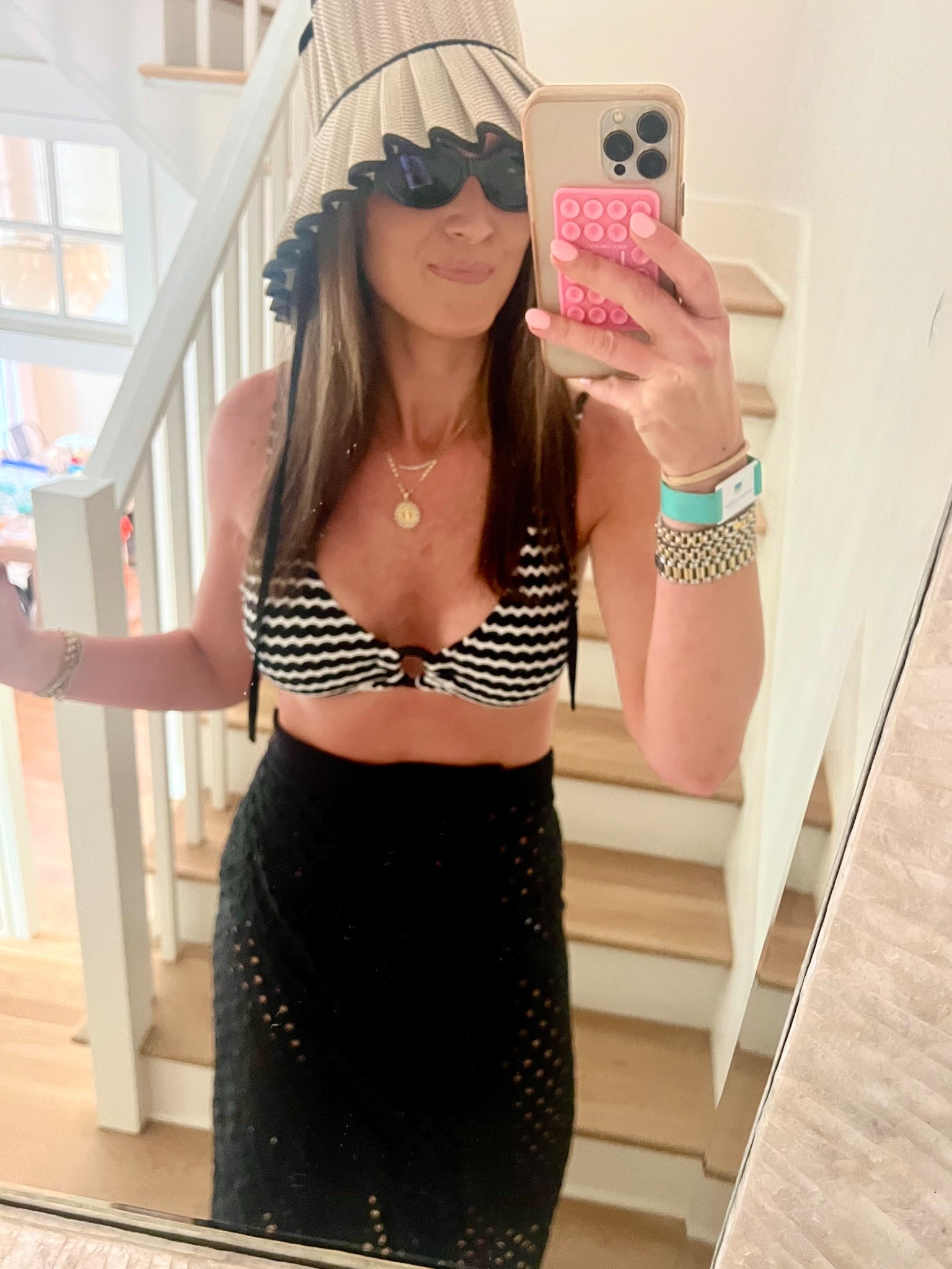 Fun high/low swim look: can’t go wrong with black and white 🖤🤍 

#LTKSwim #LTKSaleAlert #LTKTravel