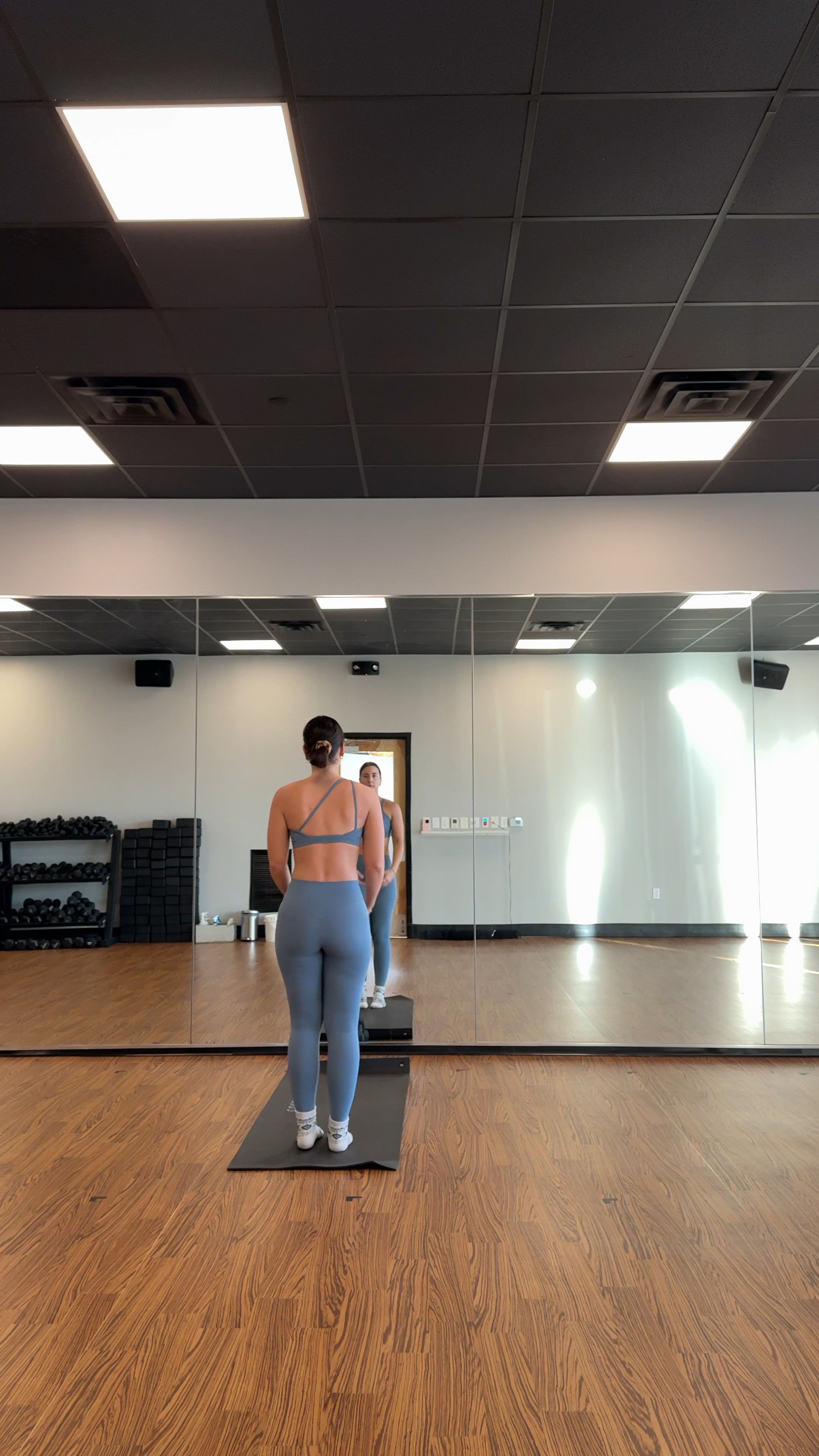 Yoga sculpt workout set from Amazon! 


Trendy workout set, one shoulder sports bra, high waisted leggings 

#LTKActive #LTKFindsUnder100 #LTKFitness