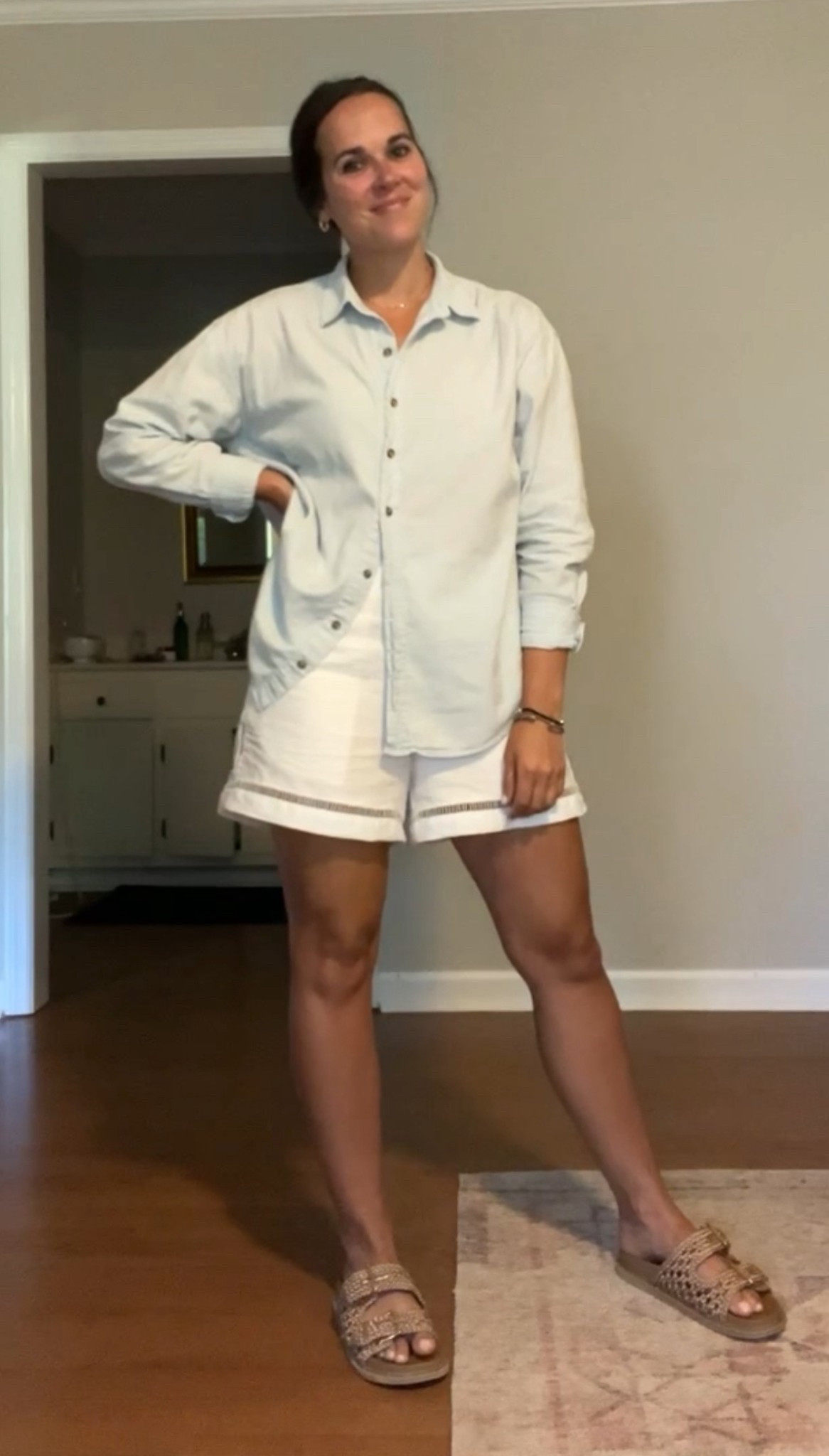 Casual summer outfit


#LTKFindsUnder50 #LTKSeasonal