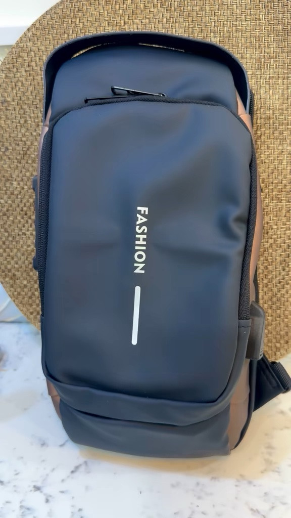 POV: Men, you’ve finally found the perfect everyday bag. 🔒🎒

My husband loves this anti-theft crossbody bag for travel, errands, and everyday use. Practical, secure, and stylish without being bulky. Linked in my LTK! ✨

#LTKMensStyle #LTKFinds #MensFashion #MensAccessories #EverydayCarry #TravelEssentials #GiftIdeasForHim #AliExpressFinds #AmazonFinds #TravelGear #MensStyleFinds

#LTKTravel #LTKMens