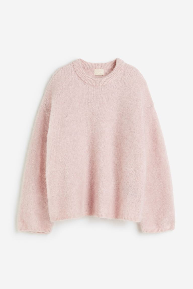 Oversized mohair-blend jumper | H&M (UK, MY, IN, SG, PH, TW, HK)