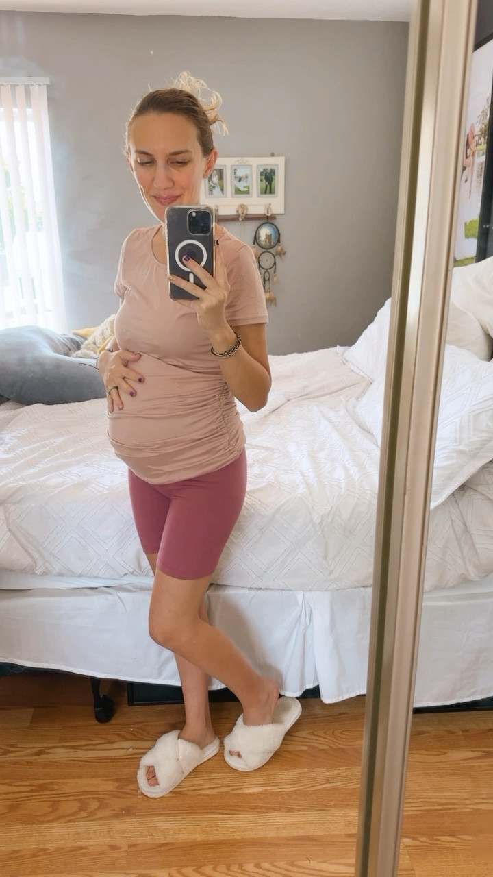 My mommy uniform right now being pregnant with my third! Comfy maternity athletic wear! 😍 easy pregnancy capsule wardrobe 

#LTKBump