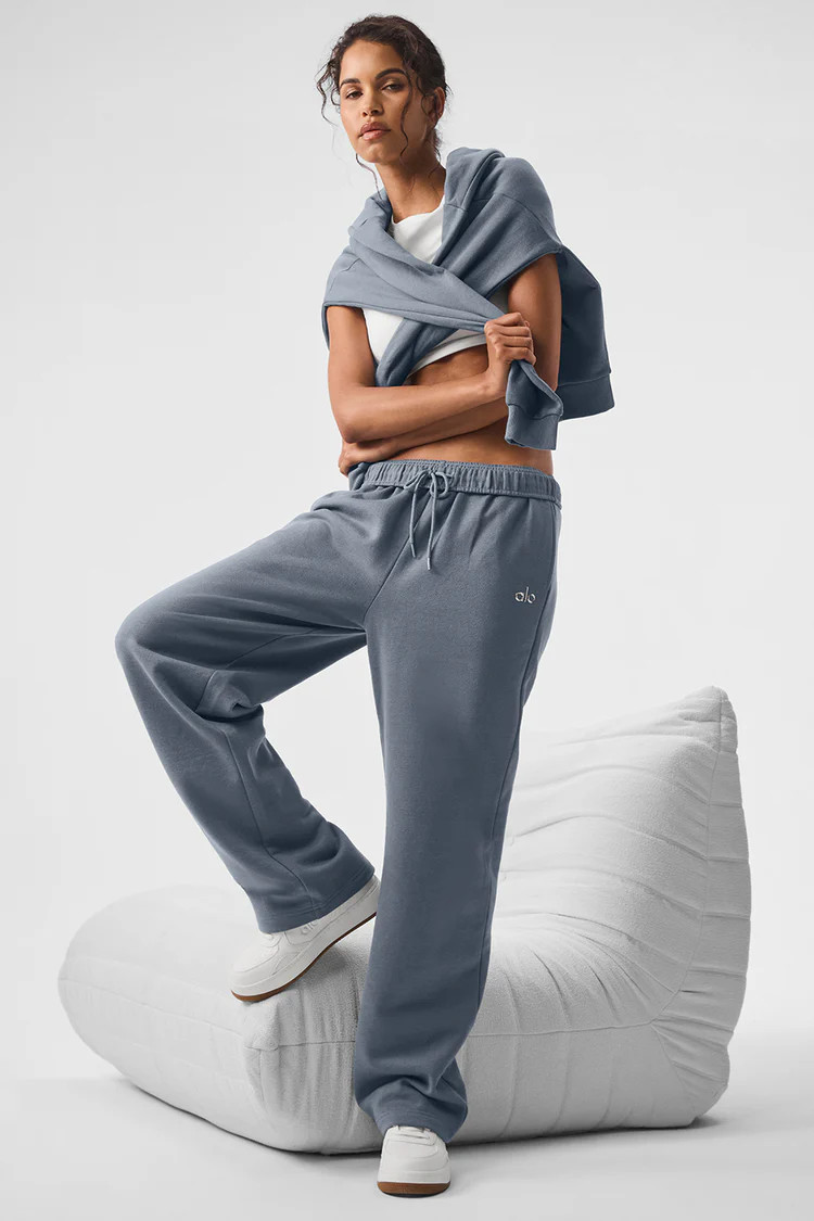 Accolade Straight Leg Sweatpant - Soft Terracotta | Alo Yoga (US)
