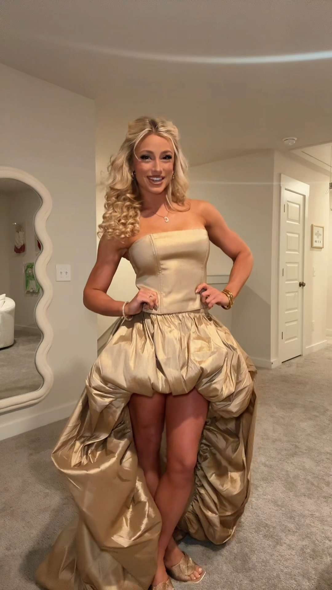 What I wore to the Sabrina Carpenter concert! ✨ Had to go all out for this. Love the set from Show Me Your Mumu! 

 #LTKParties #LTKStyleTip #LTKShoeCrush