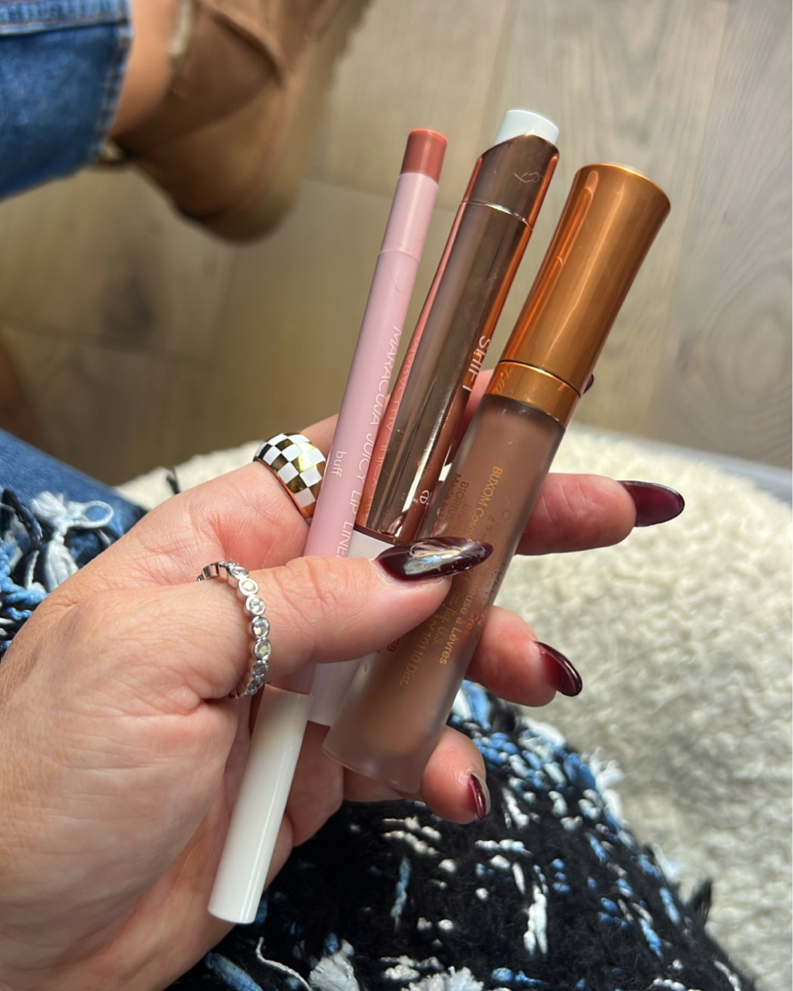 Easy everyday glossy fall lip combo! Use code LTKCON20 for 20% off tarte thru Oct 8
Lip shade tarte bubblegum liner buff
Buxom gloss pumpkin pie latte

#LTKbeauty #LTKfindsunder50