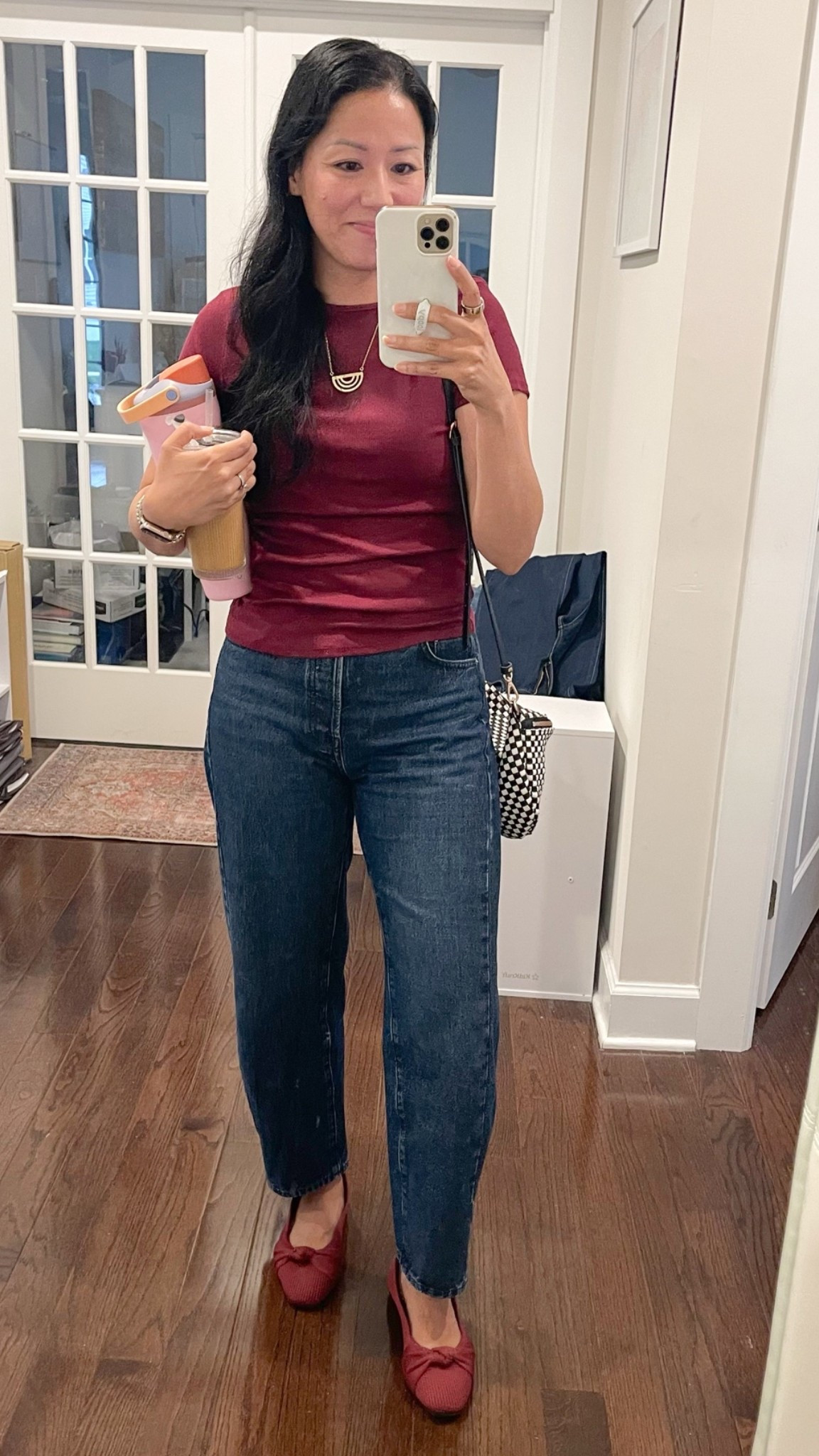 Size small tee
Size 26 curved pieced barre leg jeans
Flats are true to size

#LTKOver40 #LTKootd #LTKgrwm