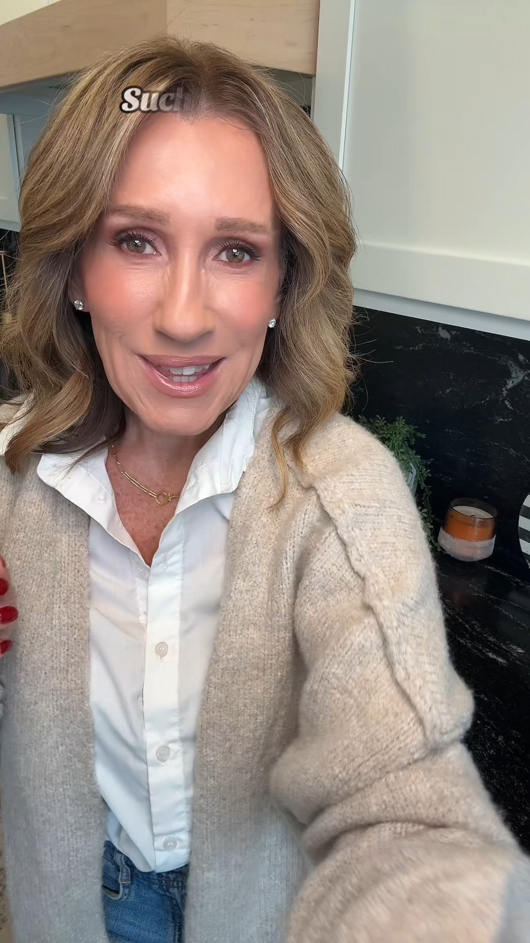 This is my favorite time of year when the holiday gift sets go on sale! This tart sweet indulgence set includes 5 Maracuja juicy lip best selling products that normally retail for $27 each.  Such an amazing deal! 