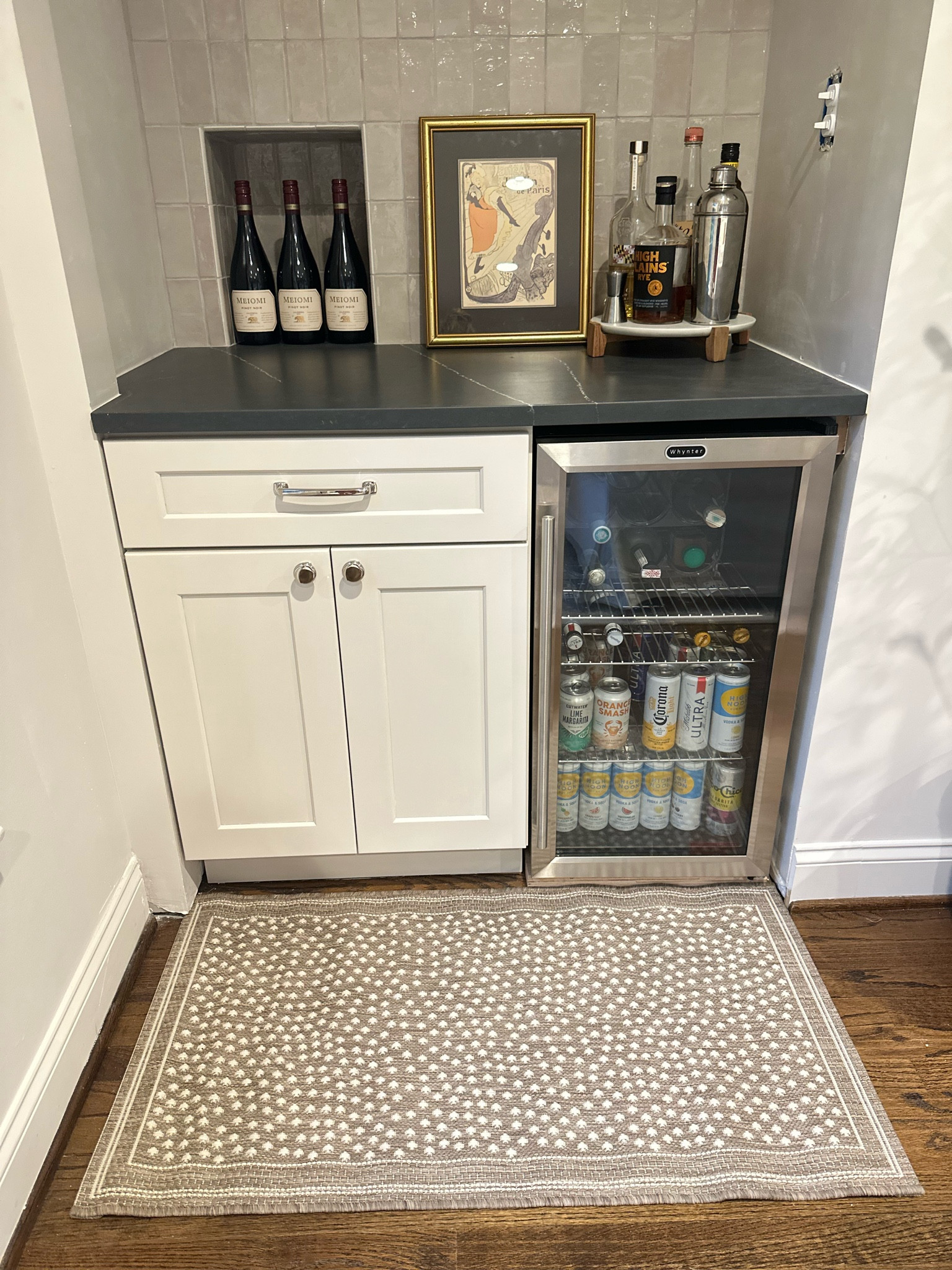 Area rug, indoor/outdoor rug, Ballard designs 