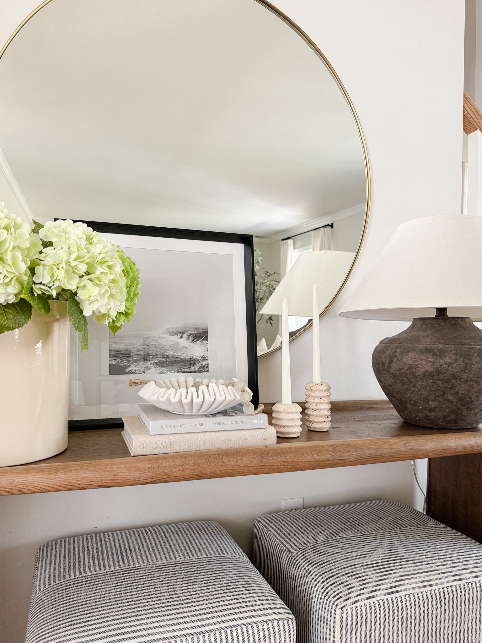 Spring Home Coastal Faves

faves  fave home finds  home decor  coastal home finds  trending home decor  sherricalnanhome 

#LTKHome #LTKStyleTip #LTKFindsUnder50