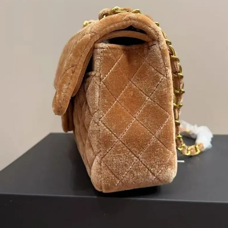 Winter women's fashionable suede chain shoulder bag with diamond grid design crossbody bag light ... | DHGate