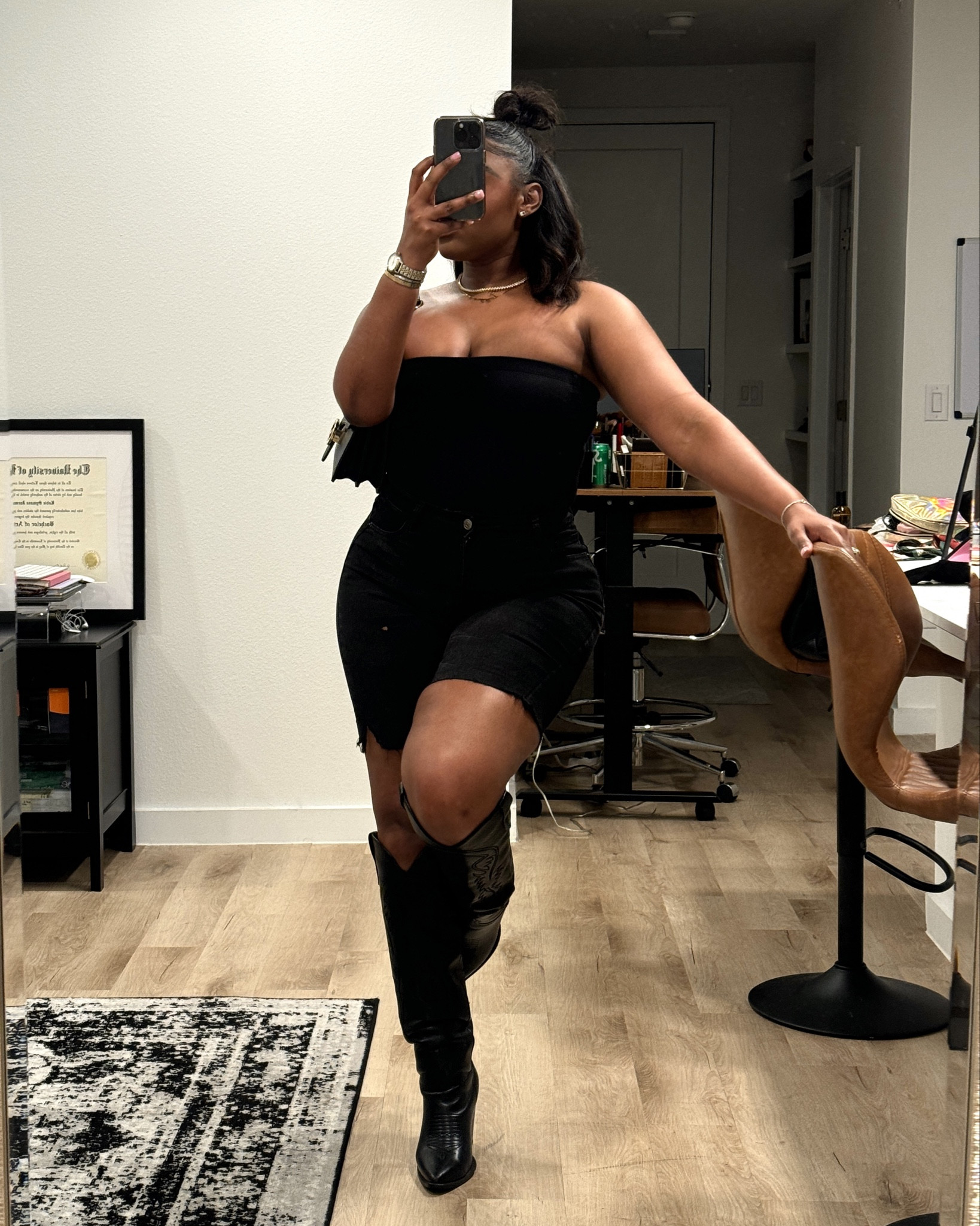 Night out ootd 
Small in top
Size xl in jeans cut into shorts 
Size 8 in boots 

#LTKStyleTip #LTKShoeCrush