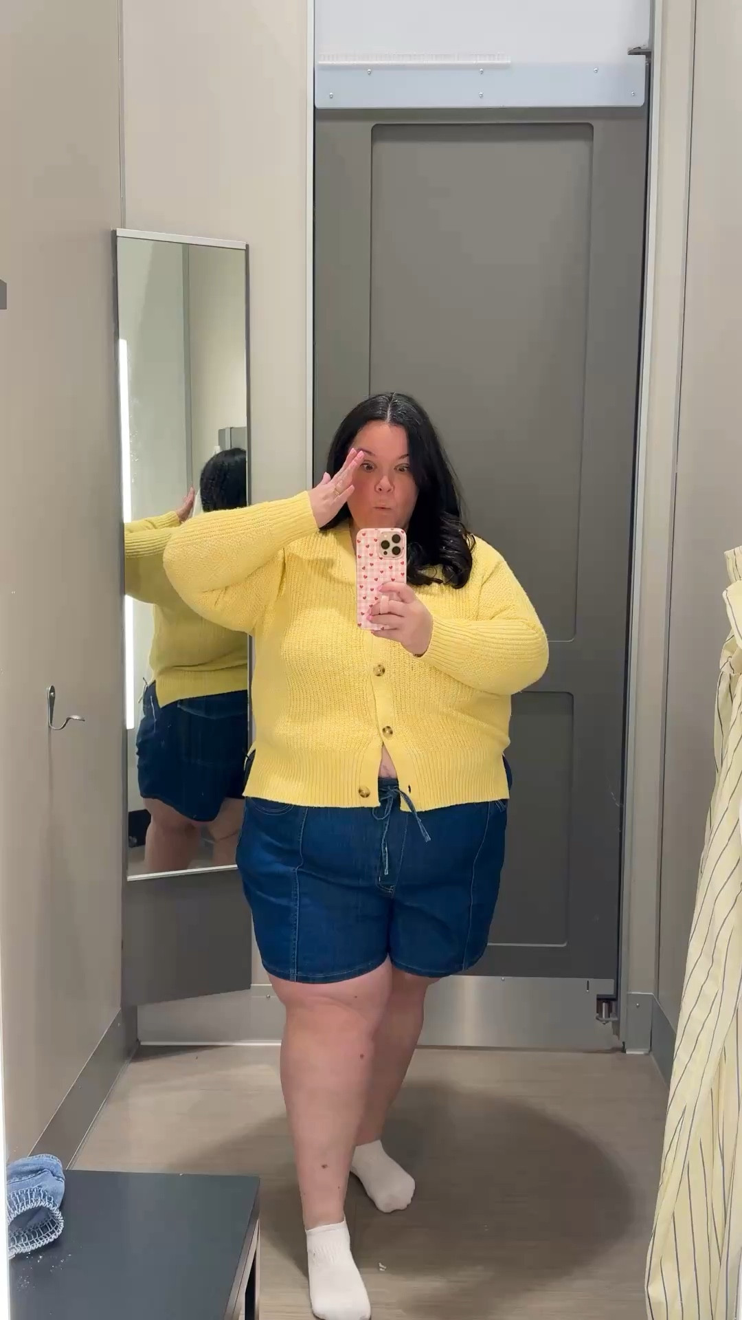 These target elastic shorts are SO GOOD! I’m wearing a 24 and 26, so you could go either way, just depends on how loose you’d like the fit! 

#LTKPetite #LTKmomlife #LTKPlusSize